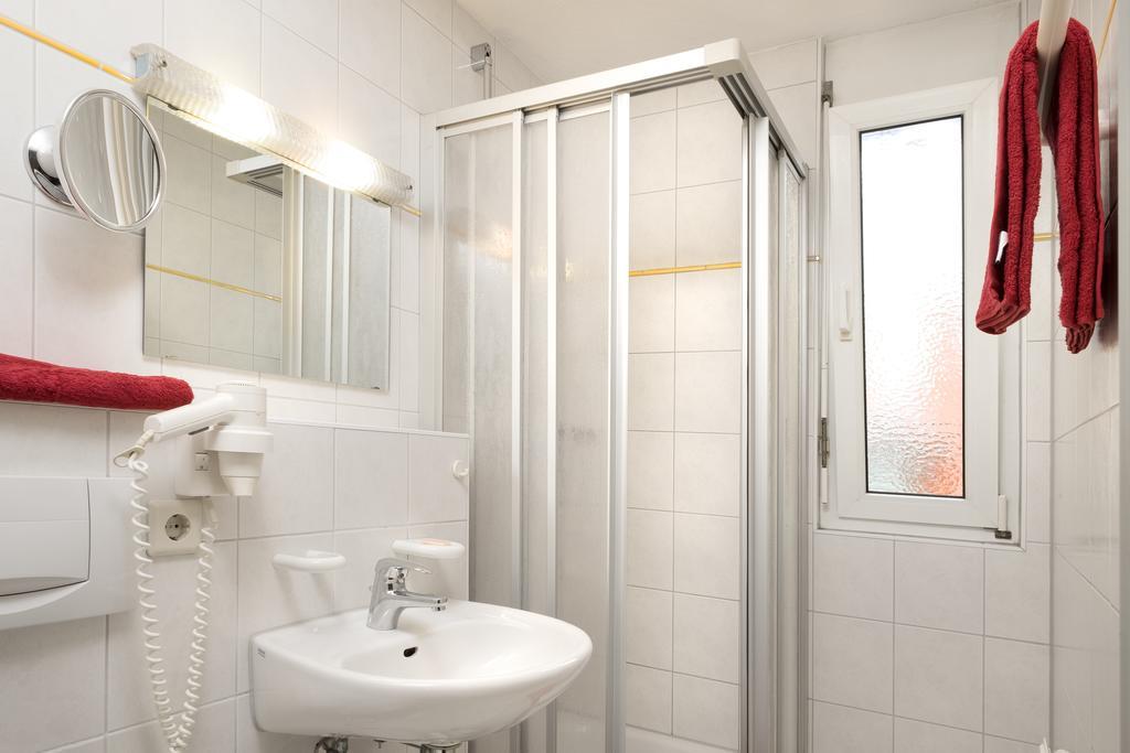 Hotel Meyerhof Lorrach Bilik gambar