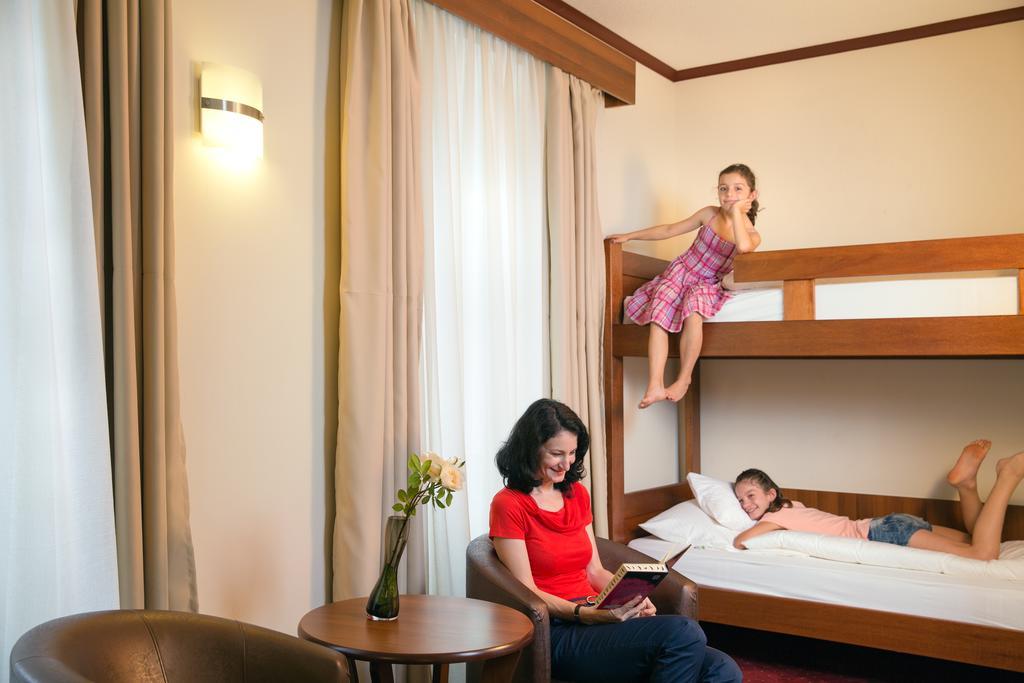 Hotel Meyerhof Lorrach Bilik gambar